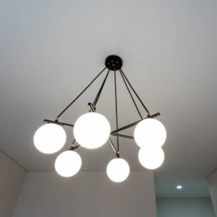 Lighting fixtures