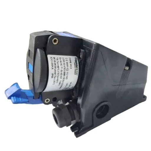 Appleton Wall Socket 16A 2P+E 250V